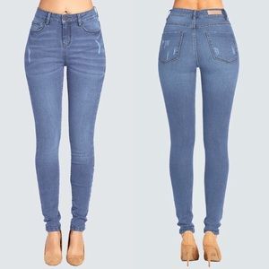 Distressed High Waisted jeans